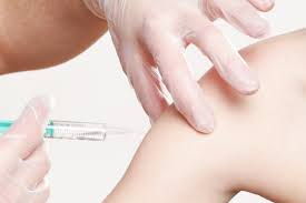For injections of vitamin b12 given in the uk, hydroxocobalamin is preferred to an alternative called cyanocobalamin. Needles The Basics Inside Out