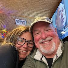 Wheelchair accessible outdoor dining in town?