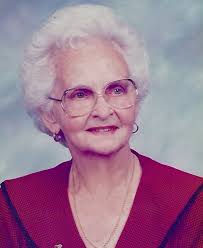 Eloise Hawkins's Instagram, Twitter & Facebook