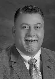 Elsa Blake's Instagram, Twitter & Facebook