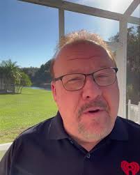 Charlotte FOX family, 2024 doesn’t have to be as painful as 2023 😁 thanks  to my buds at NeoGenix #Sponsored #iheartpartner