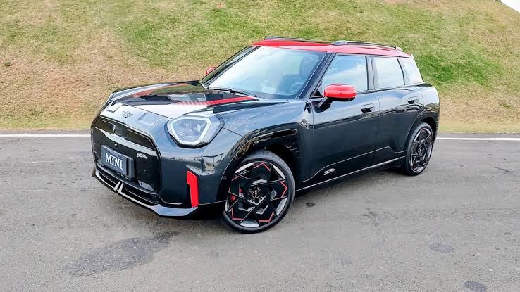 Aceleramos: Mini Cooper e Aceman elétricos ganham configuração JCW - Estadão