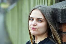 Anti-vax trolls target 17-year-old seriously ill in hospital with Covid