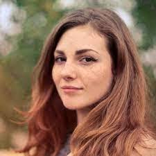 Angelina Shaver's Instagram, Twitter & Facebook