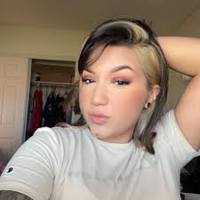 Jade Deherrera's Instagram, Twitter & Facebook