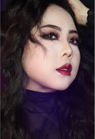 Transform Your Look with MAC Midnight Nocturnal Pearl