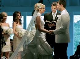 Tony Romo Marrying Candice Crawford Beautiful Celebrity Weddings Celebrity Bride Wedding Of The Year