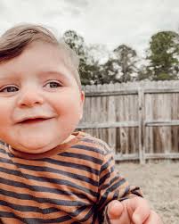 7 months (and a few days 😂) of Declan. I love that little toothy smile.🥺