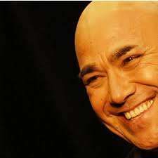 Eddie Low Singer, Musician, Performer and Entertainer.