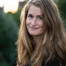 Caroline Schmitt's Instagram, Twitter & Facebook