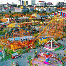 Surabaya Carnival Park Wahana Harga Tiket Masuk Jam Buka Wisata Suroboyo Night Lowongan Kolam Renang Indoor Operasional Memakan Korban Hot Surabaya Kolam Hotel