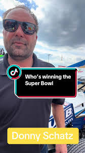 Chris Mcmillin's Instagram, Twitter & Facebook