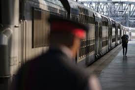 Deux trains intercités sur cinq, trois ter sur cinq et un transilien sur deux circuleront en moyenne. Greve Ratp Sncf Education Nationale A Quoi Faut Il S Attendre Mardi 24 Septembre