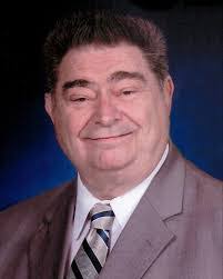 Roland Collier's Instagram, Twitter & Facebook