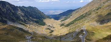 Die transalpina ist für mich auf alle fälle genauso fahrenswert wie die transfogarascher eine kleinigkeit ärgert mich aber jetzt wo ich rumänien fast verlassen habe. Rumanische Karpaten Rundfahrt Vom 11 09 2021 Bis Zum 18 09 2021 Infos Zur Gefuhrten Rennradreise Mit Qualdich De