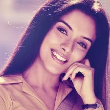 Our little princess turned 6..not so little anymore! To a girl with a love  for books that beats Belle, Rapunzel like hair, Cinderella like love for  dance parties, curiosity that surpasses Aurora