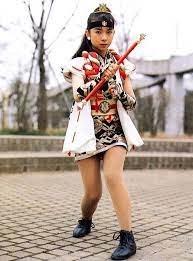 シュシュトリアン雪子 山吹雪子 演 田中規子 in 有言実行三姉妹シュシュトリアン 1993年 ヒーローのコスチューム 女性戦士 くノ一