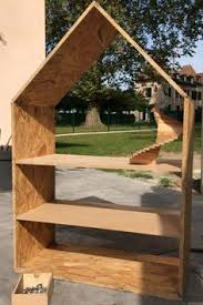 Diy Fabriquer Une Maison De Poupees En Bois En 2020 Maison De Poupee En Bois Maison De Poupee Poupees En Bois