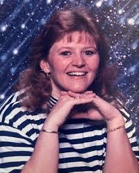 Gwen Roe's Instagram, Twitter & Facebook