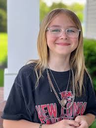 Tasha Hatfield's Instagram, Twitter & Facebook