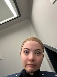 CONS OVER 😭 Here's a photo dump ٩(˃̶͈̀௰˂̶͈́)و I got a looooot more photos  today than yesterday 😔 If i ended up in anyones photos then drop em in the  comments! And