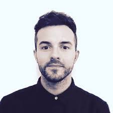 Robert Farrimond's Instagram, Twitter & Facebook