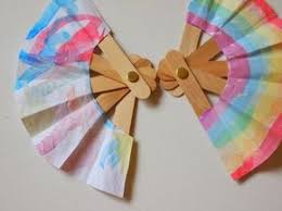 Facher Basteln Regenbogen Kinder Idee Bunt Eisstiele Facher Basteln Basteln Basteln Mit Eisstielen