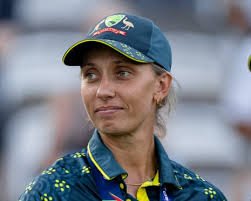 Ash Gardner apologises for ‘pain’ caused by relationship with Australia teammate