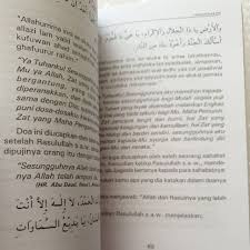 Barang siapa membaca ayat tersebut di dalam rumah, setan takkan mampu masuk ke dalam rumah tersebut sampai esok harinya. Buku Doa Dan Zikir Ada Panduan Rumi Shopee Malaysia