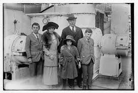 Sir Arthur Conan Doyle And Family Dennis Lady Conan Doyle Jean Leckie Lena Jean Sir Arthur And Adrian