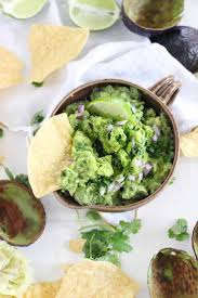 Guacamole Recipe Easy No Cilantro In 2020 Easy Guacamole Guacamole Recipe Without Tomato Guacamole Recipe Easy