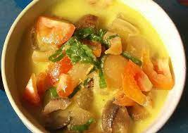 Baru lanjutkan masak kikil menjadi sup mengikuti resep dari buku 100 resep sop & soto indonesia oleh dapur kirana terbitan gramedia pustaka utama. Resep Soto Kikil Anti Gagal Kreasi Masakan