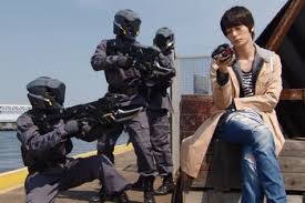 Kamen Rider Build Ep 2 The Innocent Runaway Recap Tv Tropes Build will have interchangeable parts.