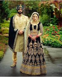 Awesome Punjabi Couple Pics Couple Wedding Dress Indian Wedding Outfits Indian Wedding Dress