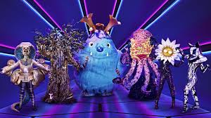 A singing competition guessing game based on korean format king of mask singer. The Masked Singer Tops The Greatest Dancer In Tv Ratings Bbc News