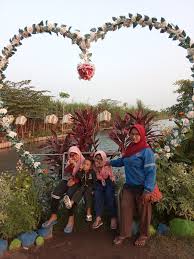 Hiburan di wisata tani betet menyambut tim penyidik dari pemda jatimподробнее. Wisata Tani Nganjuk Tempat Wisata Indonesia