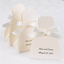 Personalized Ivory Gown Favour Boxes Set Of 25 On Sale At The Wedding Shoppe Canada Wedding Gift Favors Wedding Bottle Opener Favors Homemade Wedding Favors