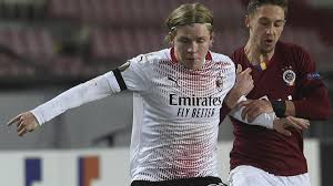 A keen sportsman and futsal player, hauge made rapid progress through the bodo/glimt. Hauge Leads Record Breaking Milan Into Europa League Last 16 As Com