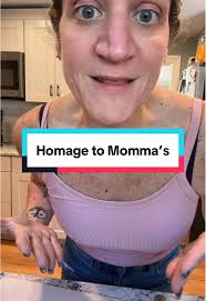 Universal Mom Looks and Sayings for Mother's Day