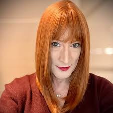 Lynette Cone's Instagram, Twitter & Facebook