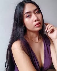 Feelin' extra hot today 🤪 -- Swipe to know what products I used for this  look! 💜 @forencos_philippines @forencos_official Will be uploading my  review for the tint later! 👄 --- 🔖 #forencos #