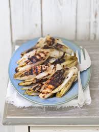 Gegrillter Chicoree Mit Balsamico Essig Lebensmittel Essen Chicoree Lagerfeuer Essen