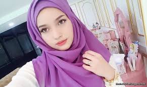 Secara rasmi di hadapan hakim di mahkamah syariah kuala lumpur, kami menamatkan perkahwinan selama 17 tahun dengan rasa. Biodata Siapa Joy Revfa Pengasas Merve Cosmetics Sentiasa Panas