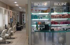Une prestation clé en main : Premium Salon Jean Claude Biguine In Nantes Address Time And Price