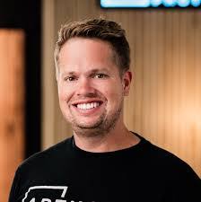 Evan Needham's Instagram, Twitter & Facebook