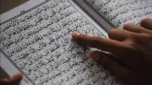 It is 109th surah of the. Surat Al Kafirun Arti Beserta Tafsir Lengkap Dengan Keutamaannya Bagian 1