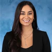 Heather Hermiz's Instagram, Twitter & Facebook