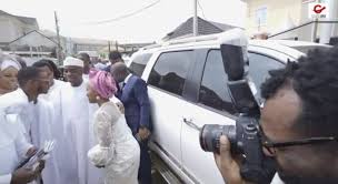 Find all instagram photos and other media types of tope_alabi_ in tope_alabi_ instagram account. Bishop Oyedepo Storms Tope Alabi S Home On Birthday