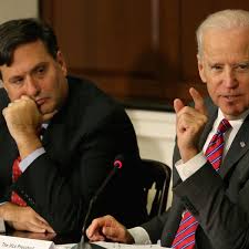 John alvin was hired to create the original play poster for a special charity engagement of lorelei i have enormous respect for contemporary artist and former partner in alvin and associates with. Us Wahl 2020 Joe Biden Plant Sein Kabinett Erster Posten Schon Vergeben Politik