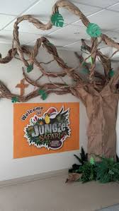 Jungle Tree Vbs Vbs Crafts Crafts Jungle Decorations